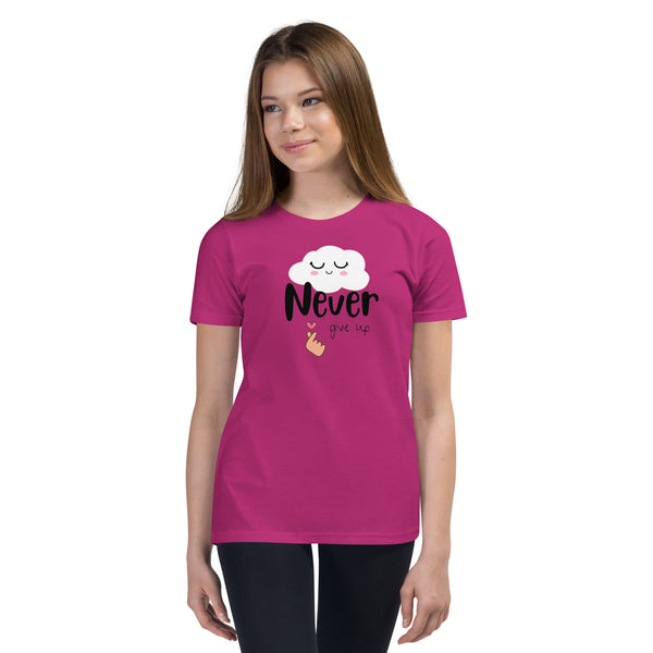 Never give up -- Youth Short Sleeve T-Shirt
